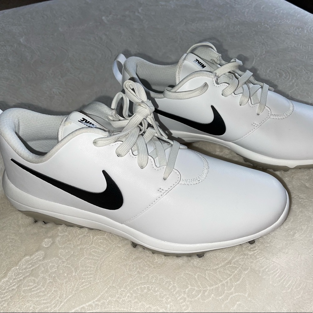 BRAND NEW - Roshe G Tour Golf Shoes